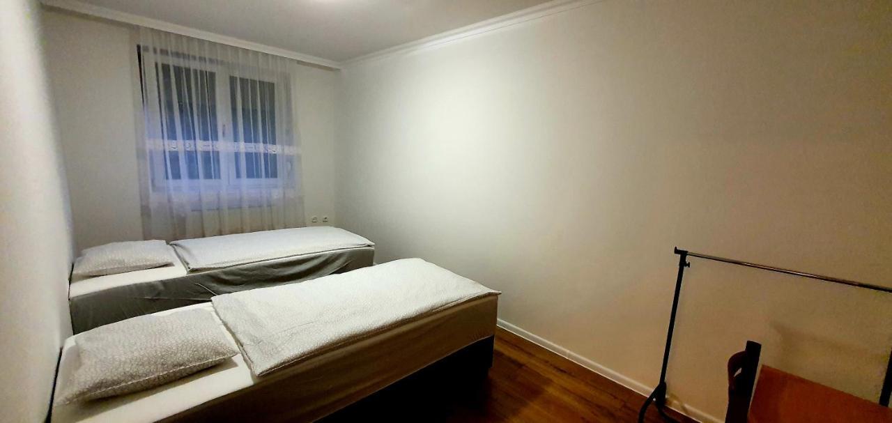 Bazsi Apartman Шіофок Екстер'єр фото